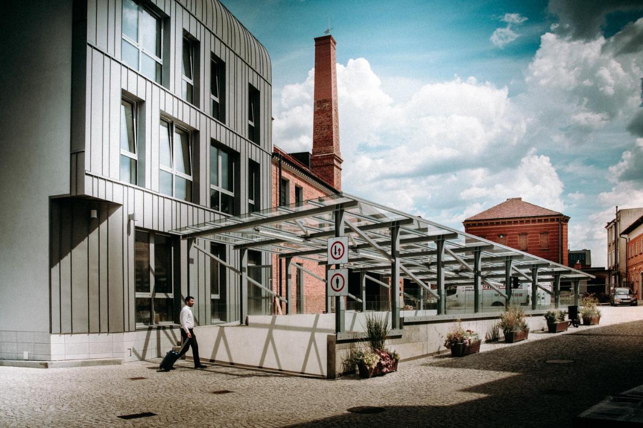 Ruben Hotel Zielona Gora Bagian luar foto