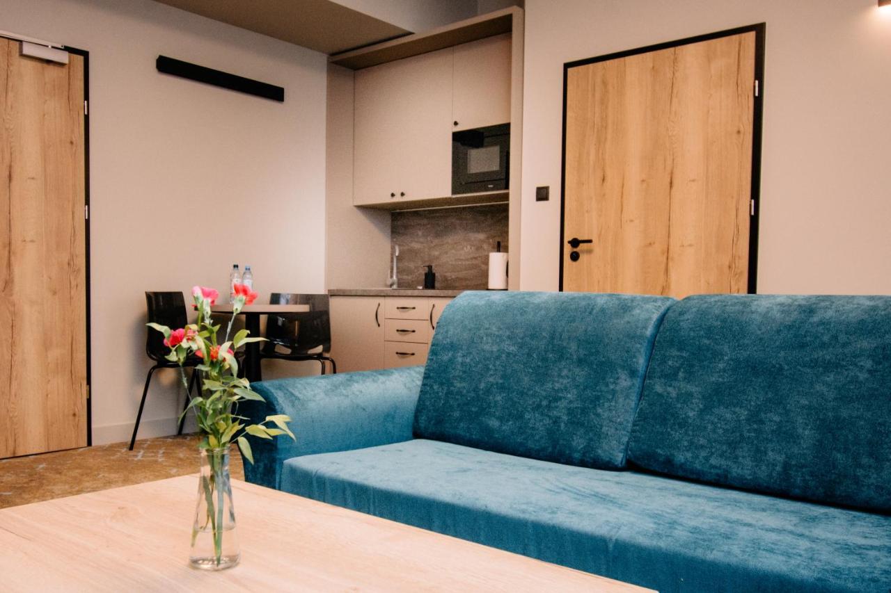 Ruben Hotel Zielona Gora Bagian luar foto